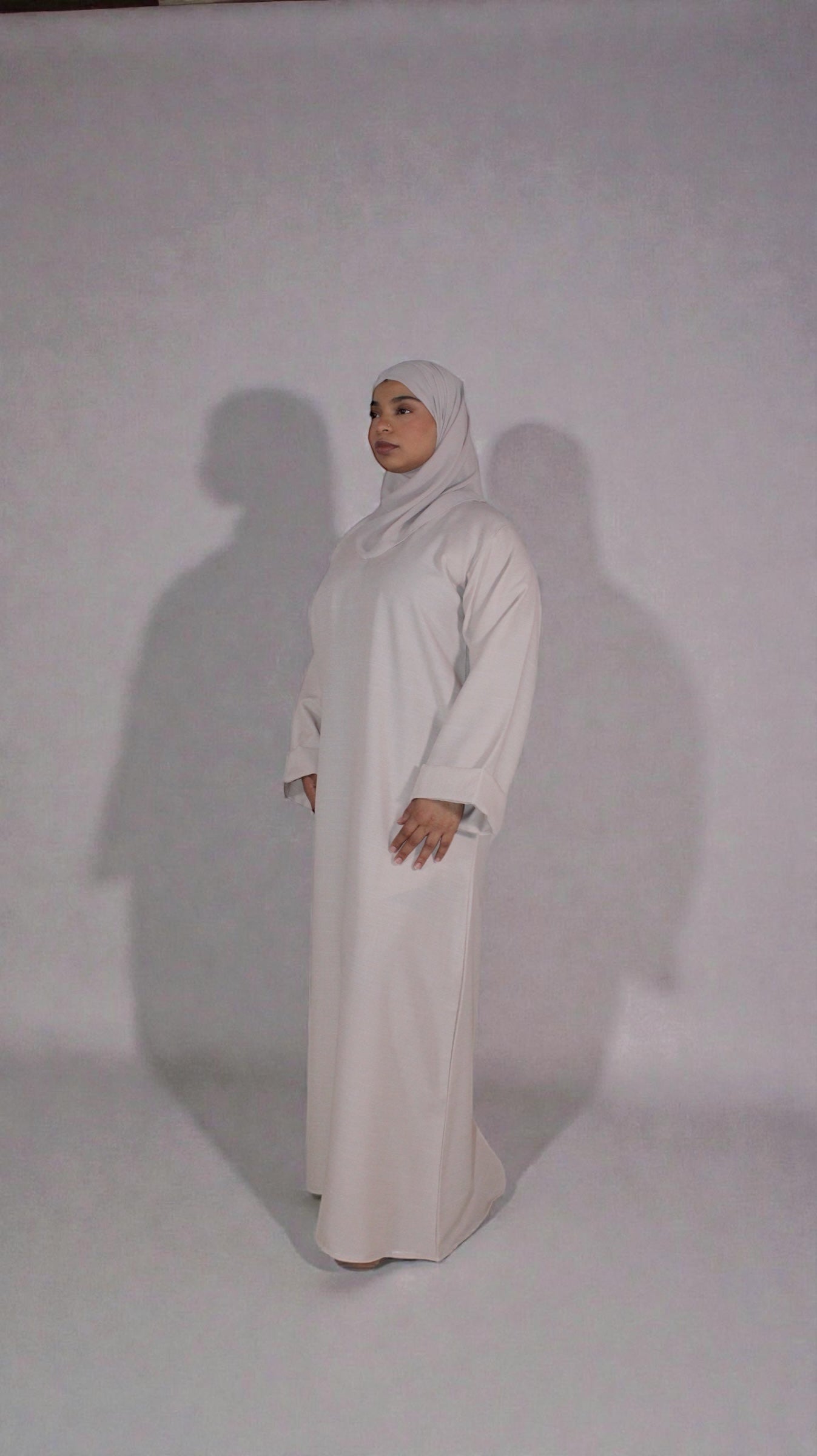 linen abaya with pockets