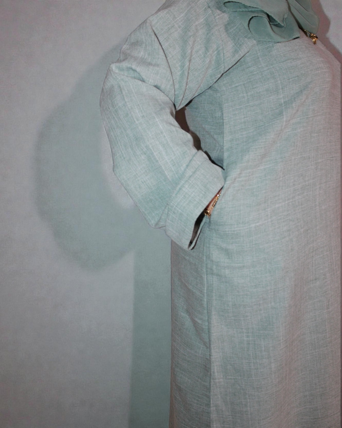 Linen Abaya with Pockets