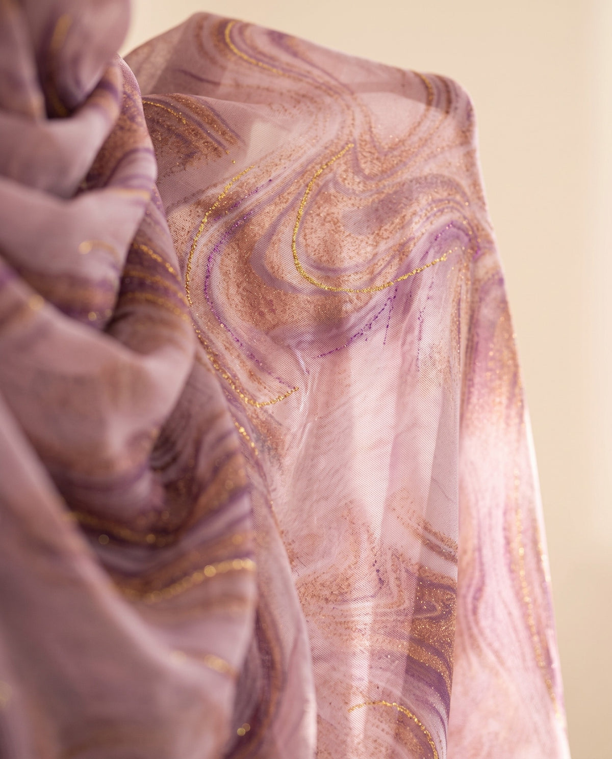 Chiffon Hijab Marble in Lavender Mist, fabric detail