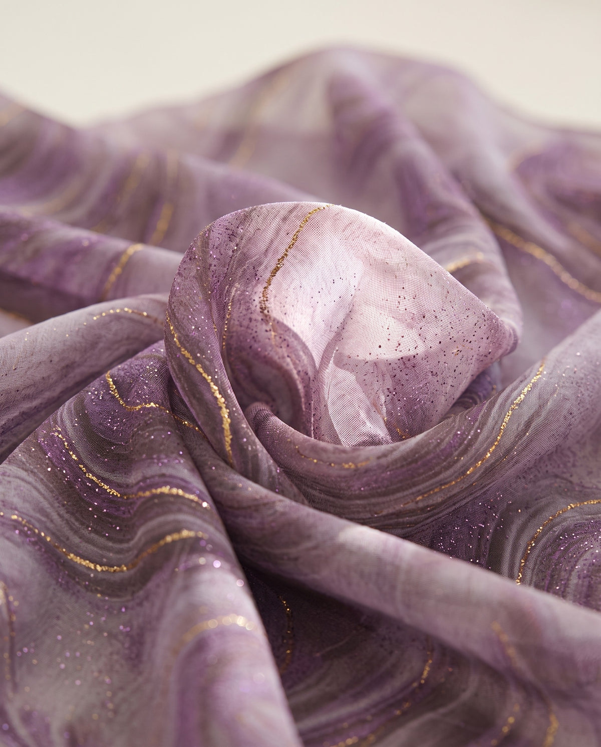 Chiffon Hijab Marble in Misty Plum, fabric detail