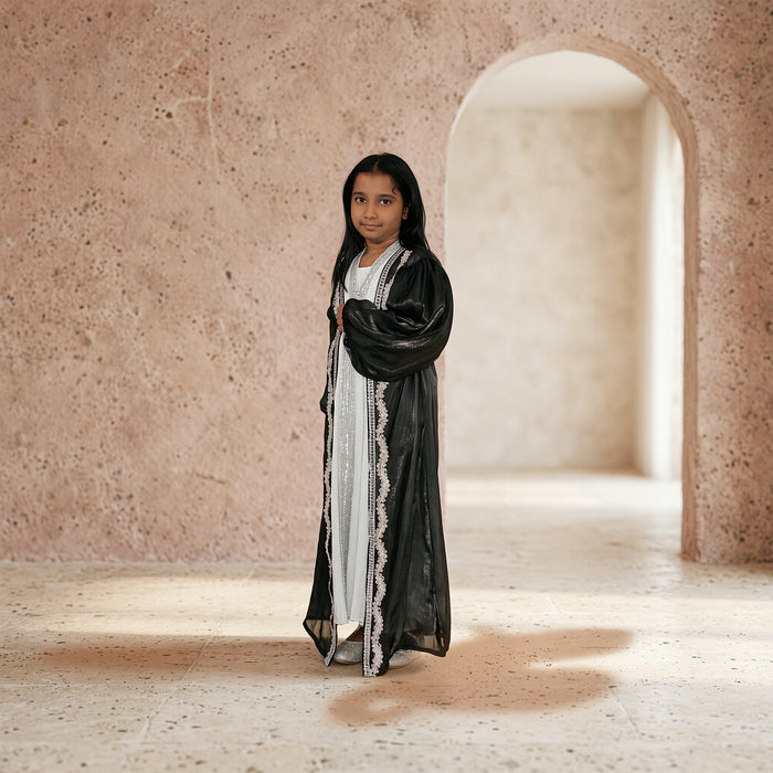 Hayat's Fashion look 7 square